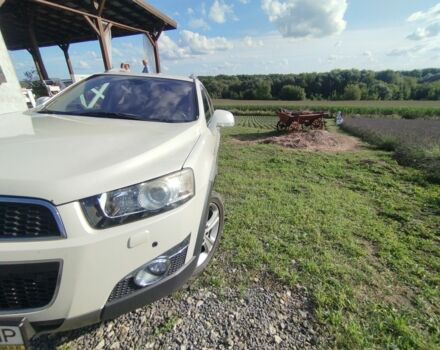 Белый Шевроле Каптива, объемом двигателя 2.2 л и пробегом 247 тыс. км за 10500 $, фото 12 на Automoto.ua