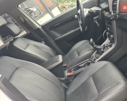 Белый Шевроле Каптива, объемом двигателя 2.2 л и пробегом 219 тыс. км за 9997 $, фото 55 на Automoto.ua