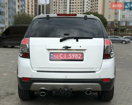 Белый Шевроле Каптива, объемом двигателя 2.2 л и пробегом 157 тыс. км за 11800 $, фото 8 на Automoto.ua