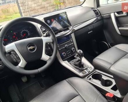 Белый Шевроле Каптива, объемом двигателя 2.2 л и пробегом 219 тыс. км за 9997 $, фото 21 на Automoto.ua