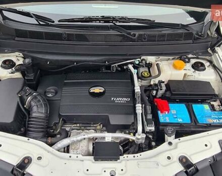 Белый Шевроле Каптива, объемом двигателя 2.2 л и пробегом 219 тыс. км за 9997 $, фото 14 на Automoto.ua