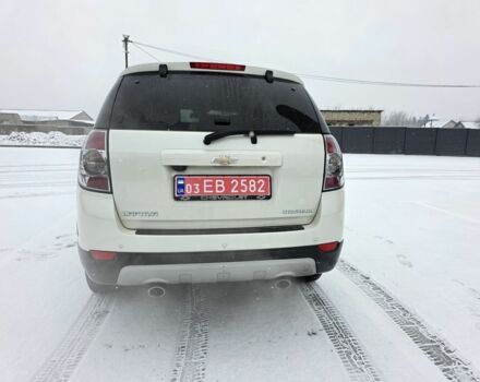 Білий Шевроле Каптіва, об'ємом двигуна 2.2 л та пробігом 189 тис. км за 11700 $, фото 5 на Automoto.ua