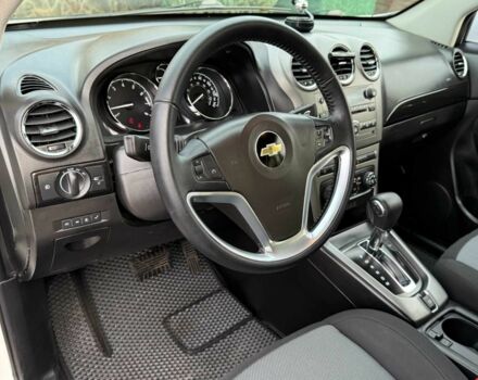 Белый Шевроле Каптива, объемом двигателя 2.4 л и пробегом 220 тыс. км за 8900 $, фото 15 на Automoto.ua