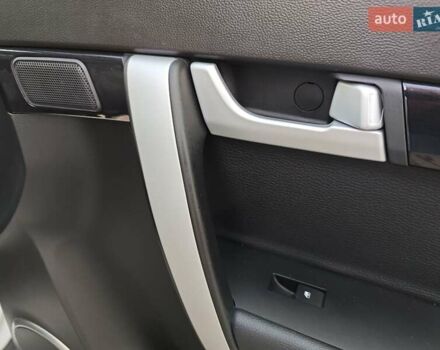 Белый Шевроле Каптива, объемом двигателя 2.2 л и пробегом 112 тыс. км за 13750 $, фото 86 на Automoto.ua