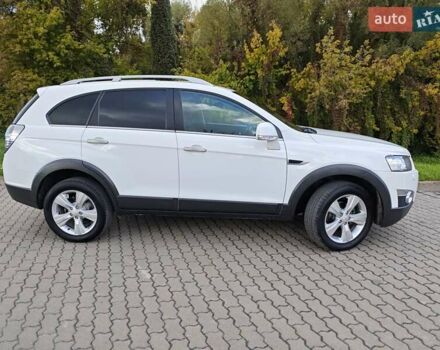 Белый Шевроле Каптива, объемом двигателя 2.2 л и пробегом 112 тыс. км за 13750 $, фото 105 на Automoto.ua