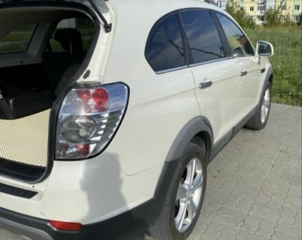 Белый Шевроле Каптива, объемом двигателя 2.2 л и пробегом 230 тыс. км за 10800 $, фото 19 на Automoto.ua