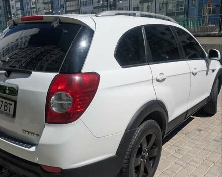 Білий Шевроле Каптіва, об'ємом двигуна 2.38 л та пробігом 170 тис. км за 9950 $, фото 25 на Automoto.ua