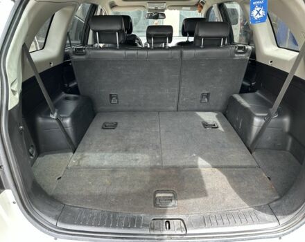 Белый Шевроле Каптива, объемом двигателя 2.2 л и пробегом 162 тыс. км за 11000 $, фото 4 на Automoto.ua