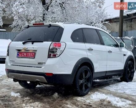 Белый Шевроле Каптива, объемом двигателя 2.2 л и пробегом 87 тыс. км за 12800 $, фото 11 на Automoto.ua