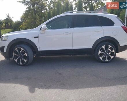 Белый Шевроле Каптива, объемом двигателя 2.2 л и пробегом 225 тыс. км за 10500 $, фото 7 на Automoto.ua