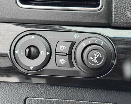 Белый Шевроле Каптива, объемом двигателя 2.2 л и пробегом 87 тыс. км за 12800 $, фото 33 на Automoto.ua