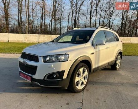 Белый Шевроле Каптива, объемом двигателя 2.2 л и пробегом 187 тыс. км за 12900 $, фото 4 на Automoto.ua