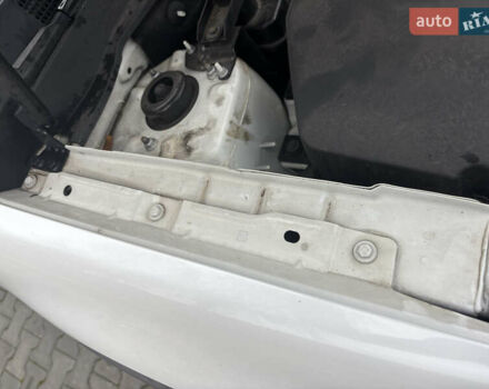 Белый Шевроле Каптива, объемом двигателя 2.2 л и пробегом 167 тыс. км за 12600 $, фото 24 на Automoto.ua