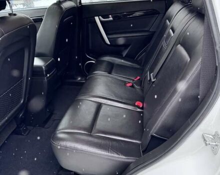 Белый Шевроле Каптива, объемом двигателя 2.2 л и пробегом 87 тыс. км за 12800 $, фото 26 на Automoto.ua