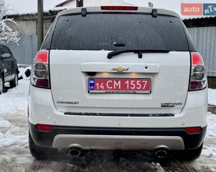 Белый Шевроле Каптива, объемом двигателя 2.2 л и пробегом 87 тыс. км за 12800 $, фото 10 на Automoto.ua