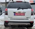 Белый Шевроле Каптива, объемом двигателя 2.2 л и пробегом 87 тыс. км за 12800 $, фото 10 на Automoto.ua
