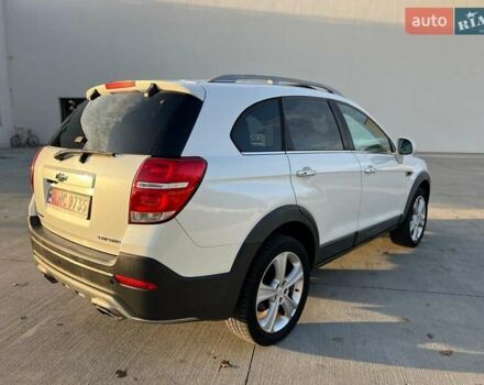 Белый Шевроле Каптива, объемом двигателя 2.2 л и пробегом 187 тыс. км за 12900 $, фото 10 на Automoto.ua