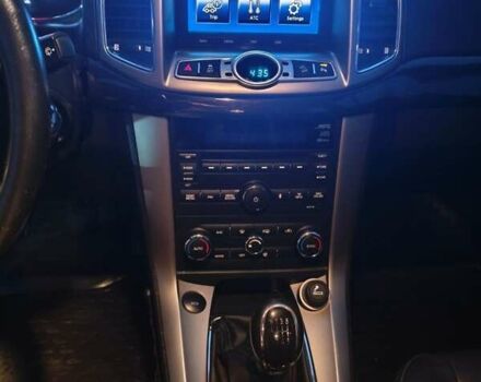 Белый Шевроле Каптива, объемом двигателя 2.23 л и пробегом 180 тыс. км за 14200 $, фото 5 на Automoto.ua