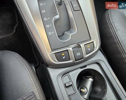 Белый Шевроле Каптива, объемом двигателя 2.2 л и пробегом 205 тыс. км за 11900 $, фото 23 на Automoto.ua