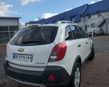 Шевроле Каптива 2013 в Ровно на Automoto.ua Белый Шевроле Каптива, объемом двигателя 2.38 л и пробегом 124 тыс. км за 8800 $, фото 2 на Automoto.ua