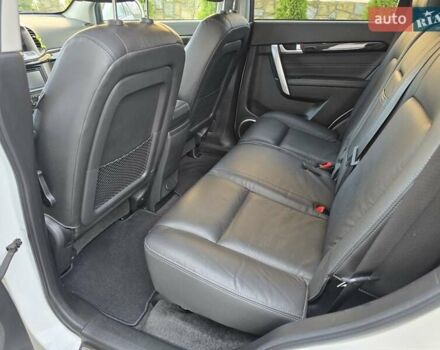 Белый Шевроле Каптива, объемом двигателя 2.2 л и пробегом 205 тыс. км за 11900 $, фото 27 на Automoto.ua