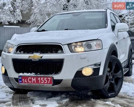 Белый Шевроле Каптива, объемом двигателя 2.2 л и пробегом 87 тыс. км за 12800 $, фото 1 на Automoto.ua