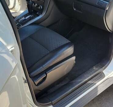 Білий Шевроле Каптіва, об'ємом двигуна 2.38 л та пробігом 250 тис. км за 11700 $, фото 9 на Automoto.ua