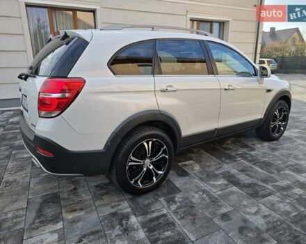 Белый Шевроле Каптива, объемом двигателя 2.2 л и пробегом 205 тыс. км за 11900 $, фото 9 на Automoto.ua