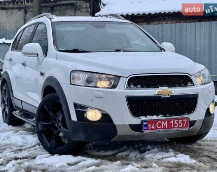 Белый Шевроле Каптива, объемом двигателя 2.2 л и пробегом 87 тыс. км за 12800 $, фото 6 на Automoto.ua