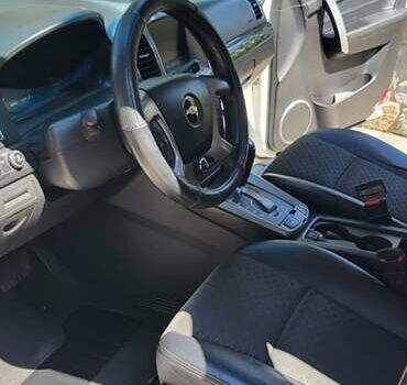 Білий Шевроле Каптіва, об'ємом двигуна 2.38 л та пробігом 250 тис. км за 11700 $, фото 13 на Automoto.ua