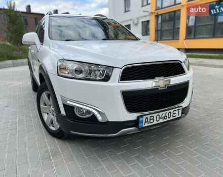 Білий Шевроле Каптіва, об'ємом двигуна 2.2 л та пробігом 232 тис. км за 10300 $, фото 3 на Automoto.ua