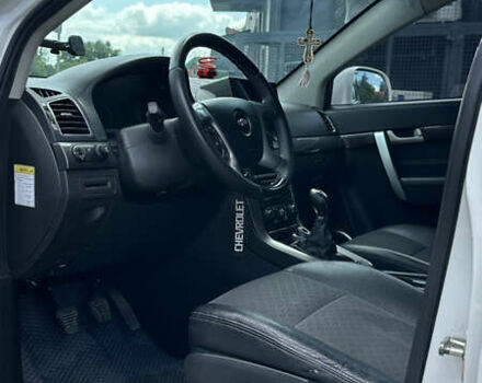 Белый Шевроле Каптива, объемом двигателя 2.23 л и пробегом 198 тыс. км за 11699 $, фото 21 на Automoto.ua