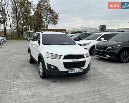 Белый Шевроле Каптива, объемом двигателя 2 л и пробегом 181 тыс. км за 10600 $, фото 2 на Automoto.ua