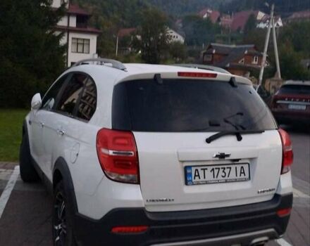 Белый Шевроле Каптива, объемом двигателя 2.23 л и пробегом 204 тыс. км за 13000 $, фото 2 на Automoto.ua
