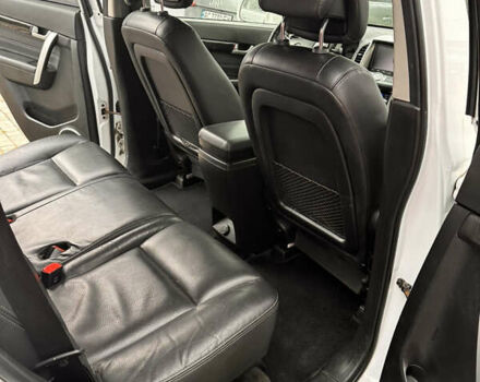 Шевроле Каптива 2013 в Луцке на Automoto.ua Белый Шевроле Каптива, объемом двигателя 2.23 л и пробегом 201 тыс. км за 10000 $, фото 13 на Automoto.ua