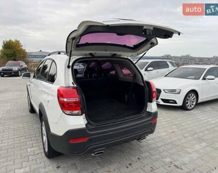 Белый Шевроле Каптива, объемом двигателя 2 л и пробегом 181 тыс. км за 10600 $, фото 8 на Automoto.ua