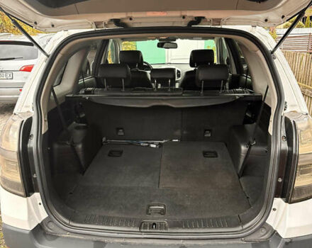 Шевроле Каптива 2013 в Луцке на Automoto.ua Белый Шевроле Каптива, объемом двигателя 2.23 л и пробегом 201 тыс. км за 10000 $, фото 4 на Automoto.ua