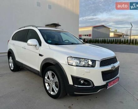 Белый Шевроле Каптива, объемом двигателя 2.2 л и пробегом 187 тыс. км за 12900 $, фото 2 на Automoto.ua