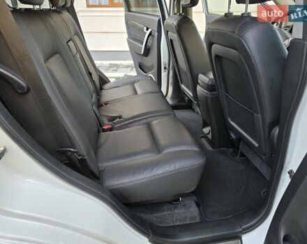 Белый Шевроле Каптива, объемом двигателя 2.2 л и пробегом 205 тыс. км за 11900 $, фото 38 на Automoto.ua