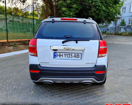 Белый Шевроле Каптива, объемом двигателя 2.2 л и пробегом 115 тыс. км за 13000 $, фото 4 на Automoto.ua