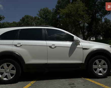 Белый Шевроле Каптива, объемом двигателя 2.23 л и пробегом 198 тыс. км за 11699 $, фото 10 на Automoto.ua