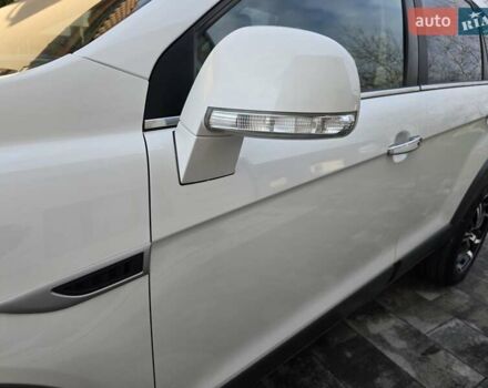 Белый Шевроле Каптива, объемом двигателя 2.2 л и пробегом 205 тыс. км за 11900 $, фото 55 на Automoto.ua