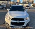 Белый Шевроле Каптива, объемом двигателя 2.4 л и пробегом 217 тыс. км за 11000 $, фото 1 на Automoto.ua