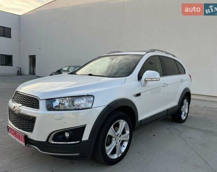 Белый Шевроле Каптива, объемом двигателя 2.2 л и пробегом 187 тыс. км за 12900 $, фото 1 на Automoto.ua
