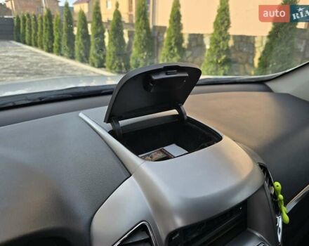 Белый Шевроле Каптива, объемом двигателя 2.2 л и пробегом 205 тыс. км за 11900 $, фото 24 на Automoto.ua