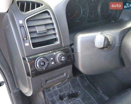 Белый Шевроле Каптива, объемом двигателя 2.2 л и пробегом 225 тыс. км за 10500 $, фото 9 на Automoto.ua