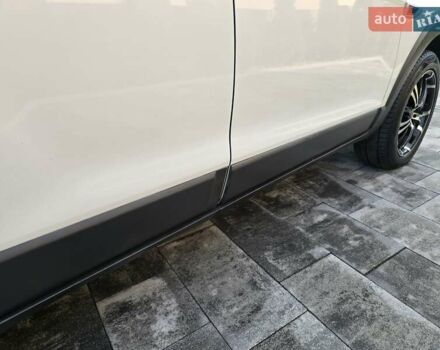 Белый Шевроле Каптива, объемом двигателя 2.2 л и пробегом 205 тыс. км за 11900 $, фото 70 на Automoto.ua