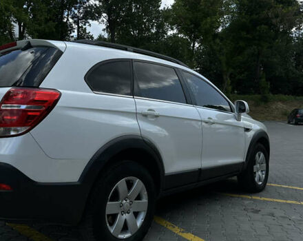 Белый Шевроле Каптива, объемом двигателя 2.23 л и пробегом 198 тыс. км за 11699 $, фото 9 на Automoto.ua