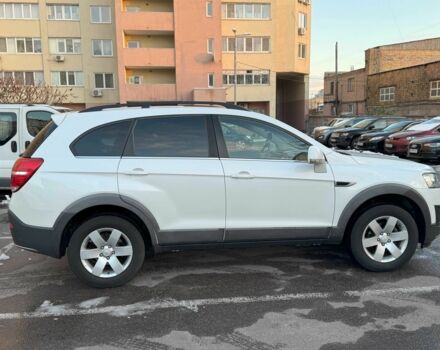 Белый Шевроле Каптива, объемом двигателя 2.4 л и пробегом 172 тыс. км за 11500 $, фото 1 на Automoto.ua