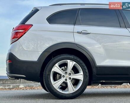 Білий Шевроле Каптіва, об'ємом двигуна 2.23 л та пробігом 158 тис. км за 12900 $, фото 9 на Automoto.ua